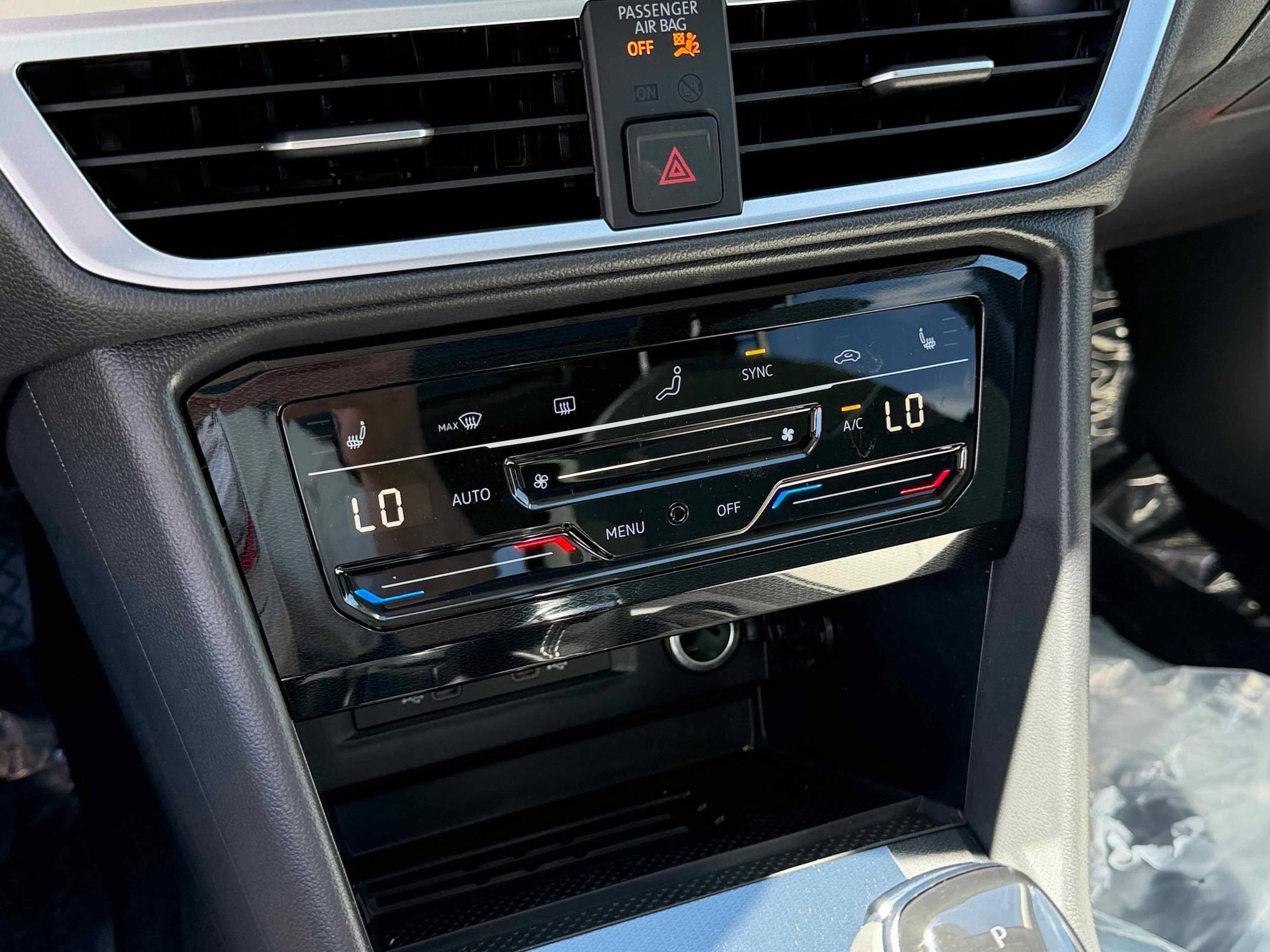 New 2026 Platinum Gray Volkswagen SE image 23
