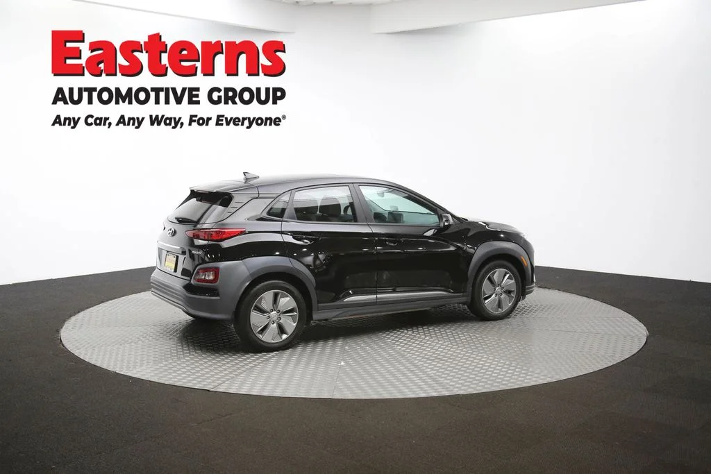 Used 2021 Black Hyundai Ultimate image 41
