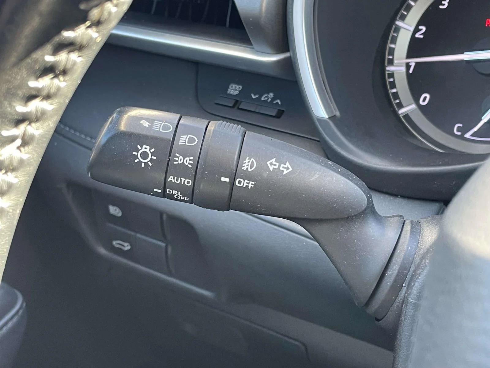 Used 2020 Magnetic Gray Metallic Toyota XLE image 12