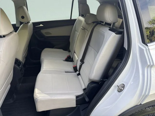 Used 2019 White Volkswagen 2.0T SE image 19