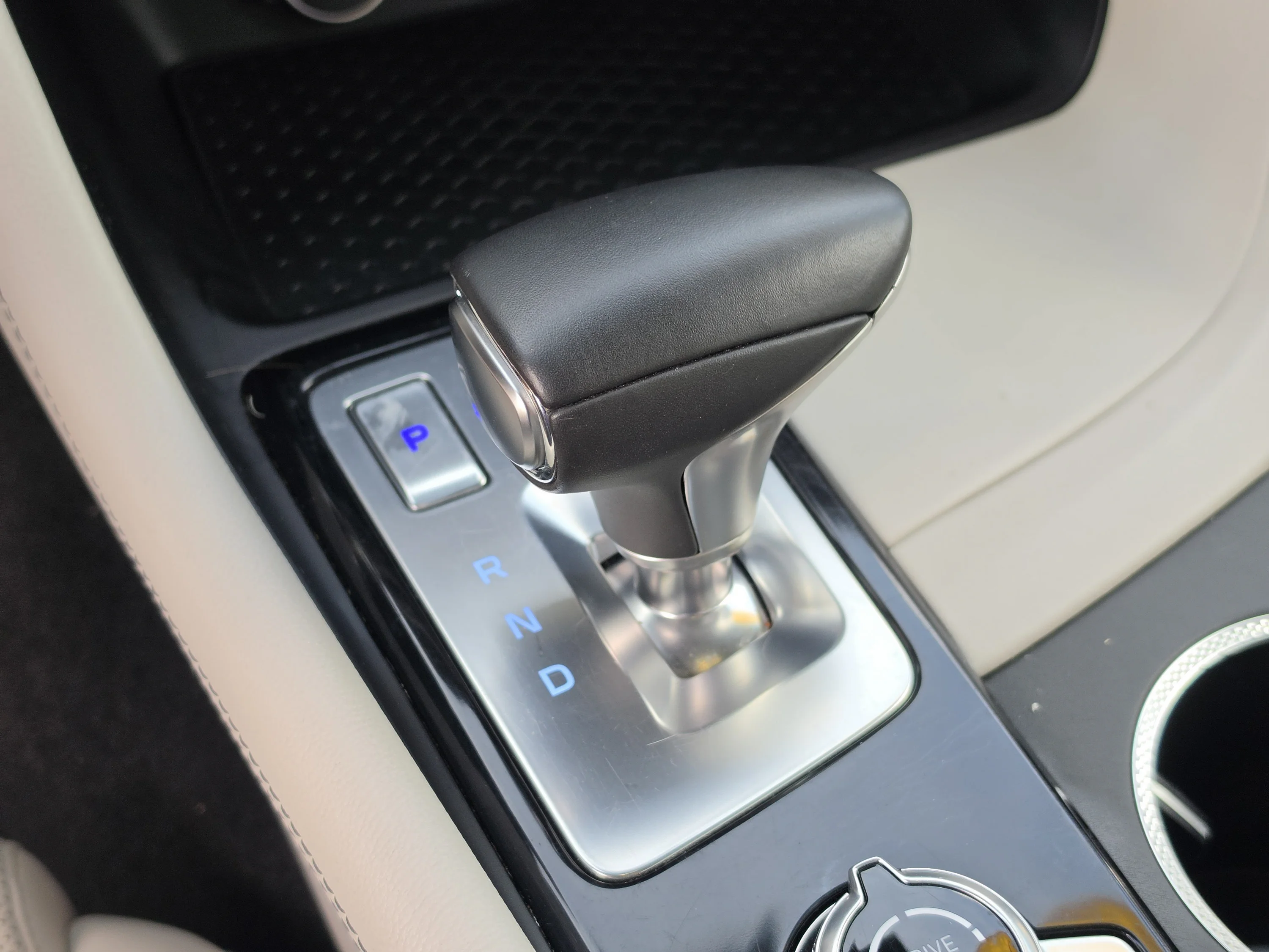 Used 2025 Savile Silver Genesis 2.5T image 30