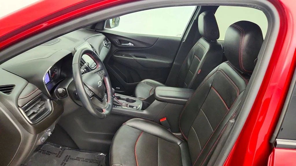 Used 2023 Radiant Red Tintcoat Chevrolet FWD 4dr RS w/ Leather Pkg & Safety/Infotainment Pkg image 19