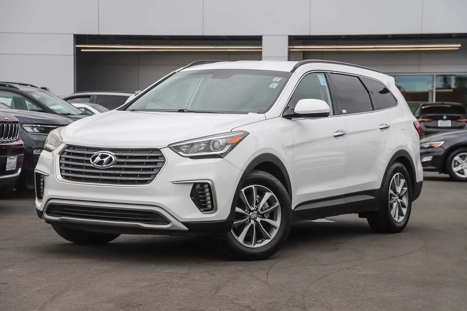2018 Hyundai Santa Fe SE FWD's photo