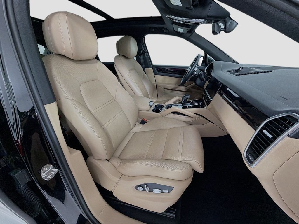 Certified Used 2019 Black Porsche  image 29