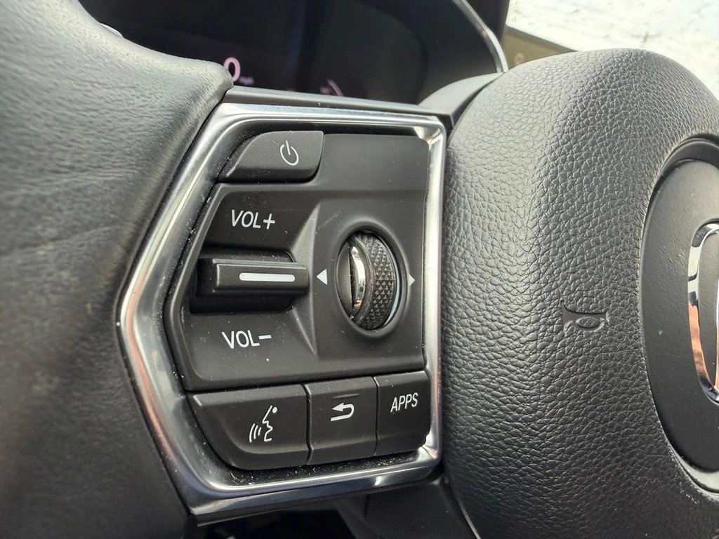 Used 2024 Gray Acura Technology SH-AWD image 29