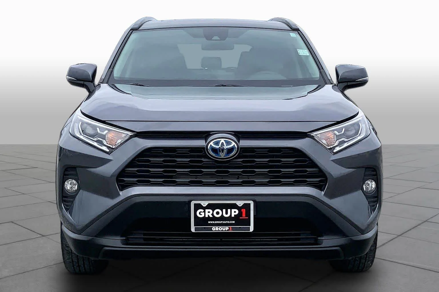 Used 2021 Magnetic Gray Metallic Toyota Hybrid XLE image 4