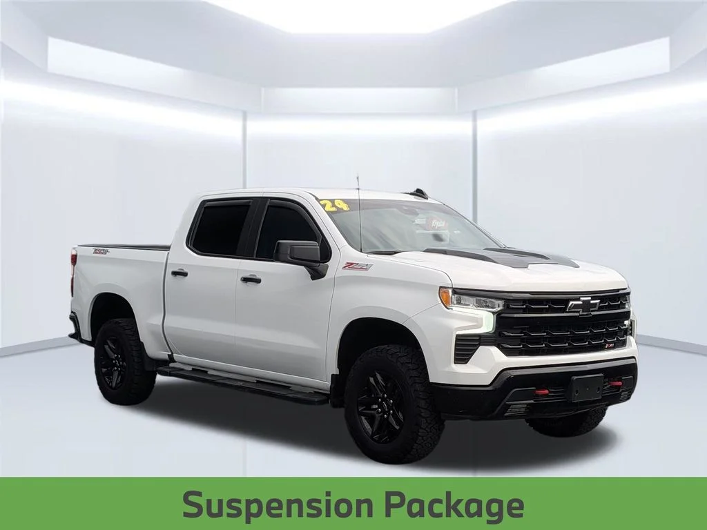 Used 2024 White Chevrolet LT Trail Boss image 9