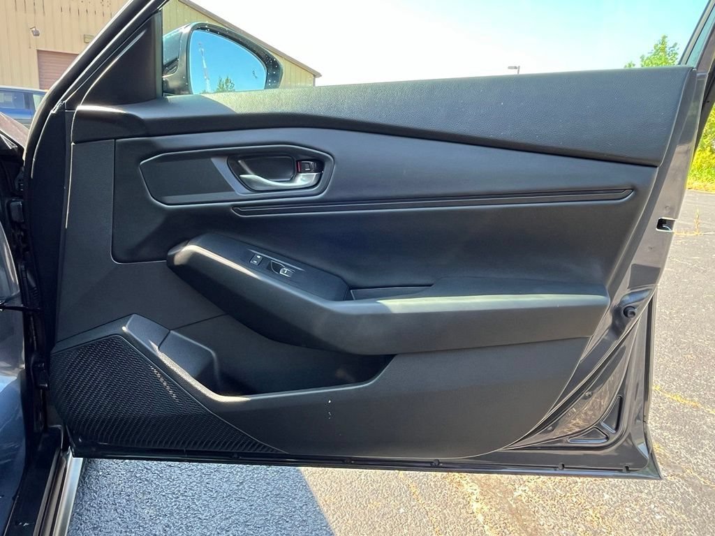 2025 Honda Accord SE - Photo 21