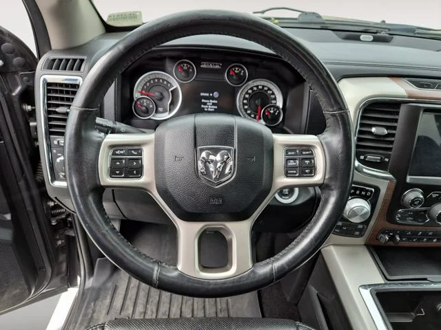 Used 2015 Crystal Metallic Ram Laramie image 13