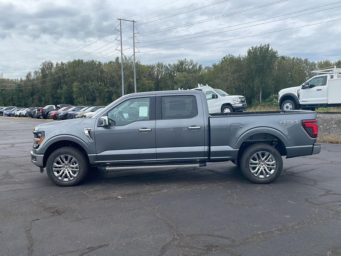 New 2026 Carbonized Gray Metallic Ford XLT image 2