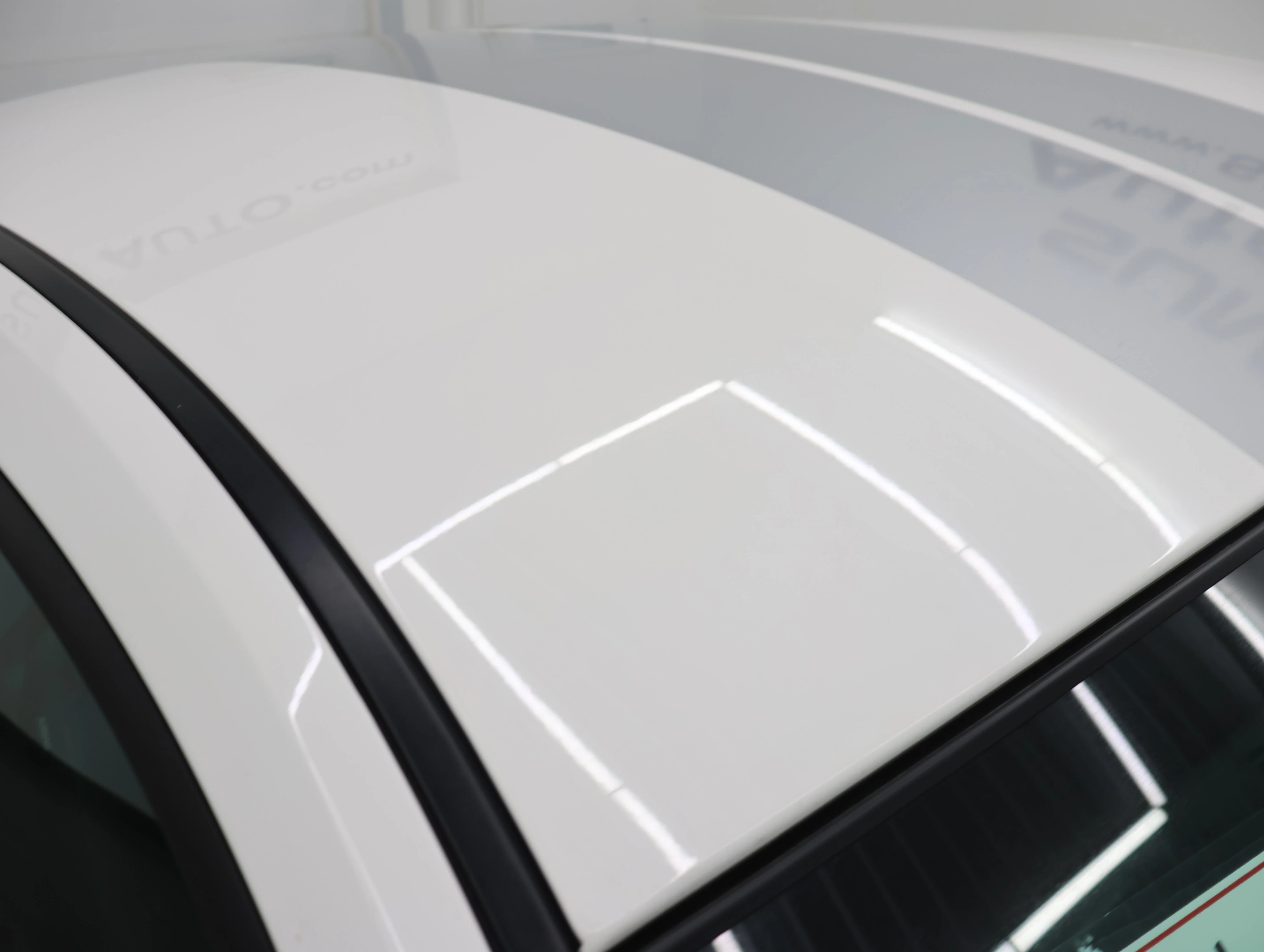 Used 2007 Performance White Ford GT Premium image 4