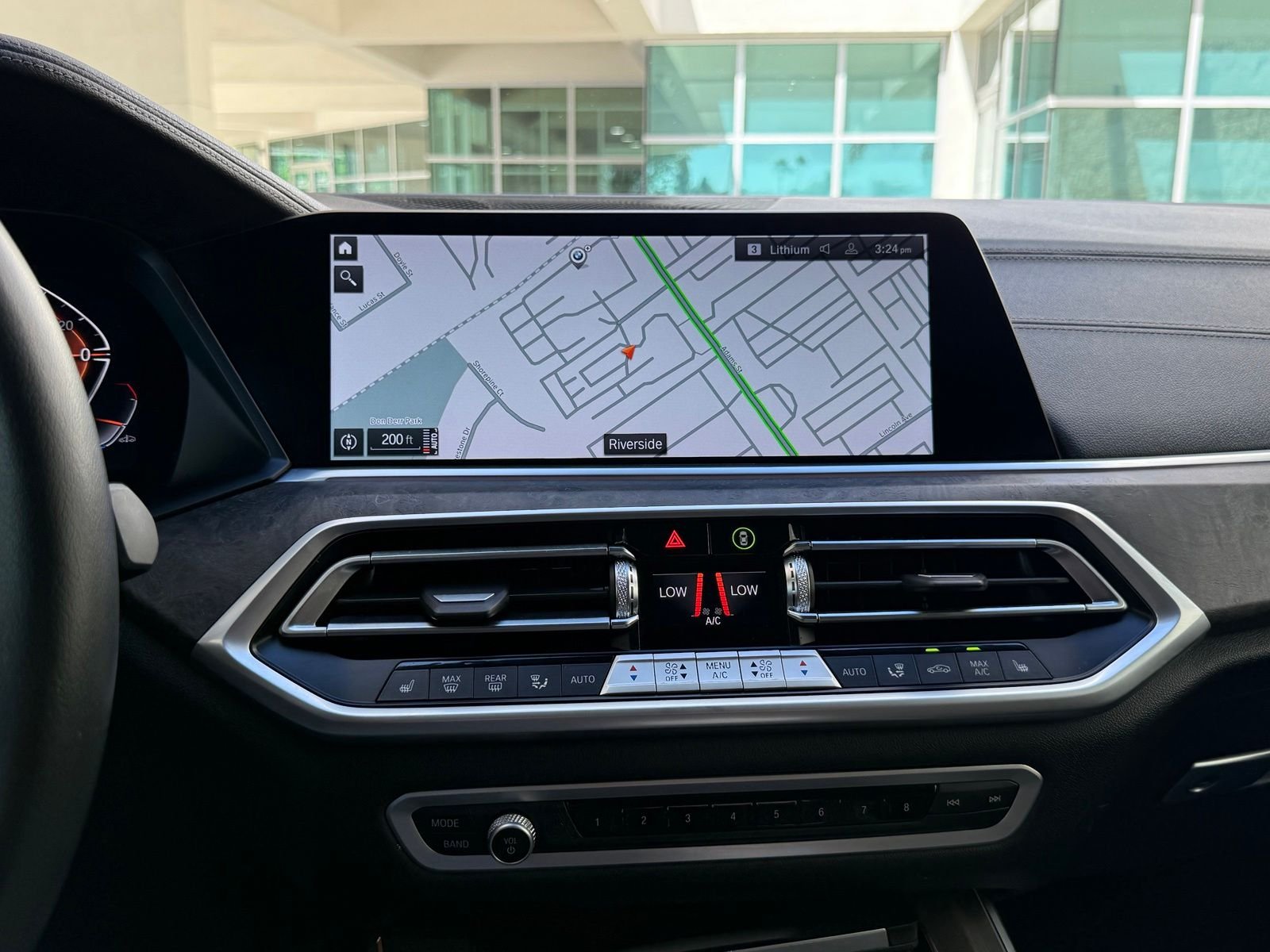 Certified Used 2023 Mineral White Metallic BMW xDrive40i image 30