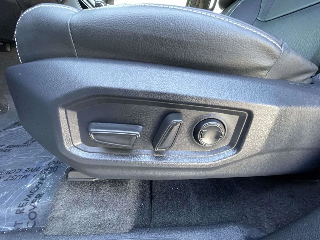Certified Used 2026  Toyota SR5 image 25