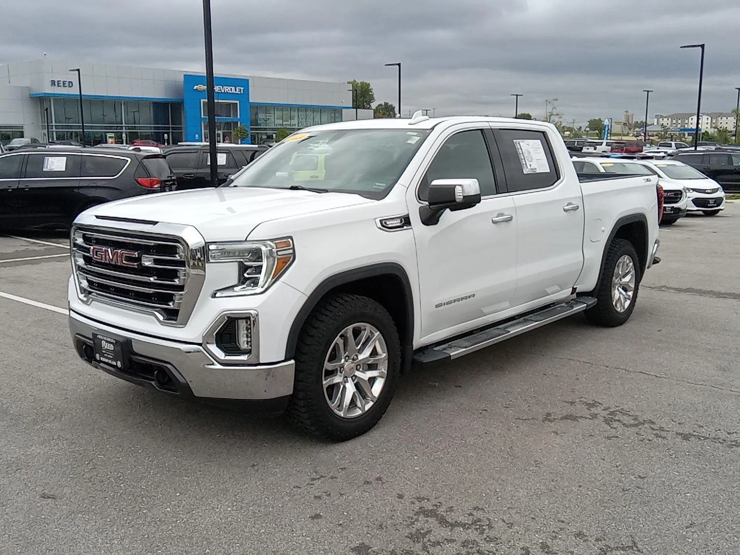 Used 2021 SUMMIT WHITE GMC SLT image 22