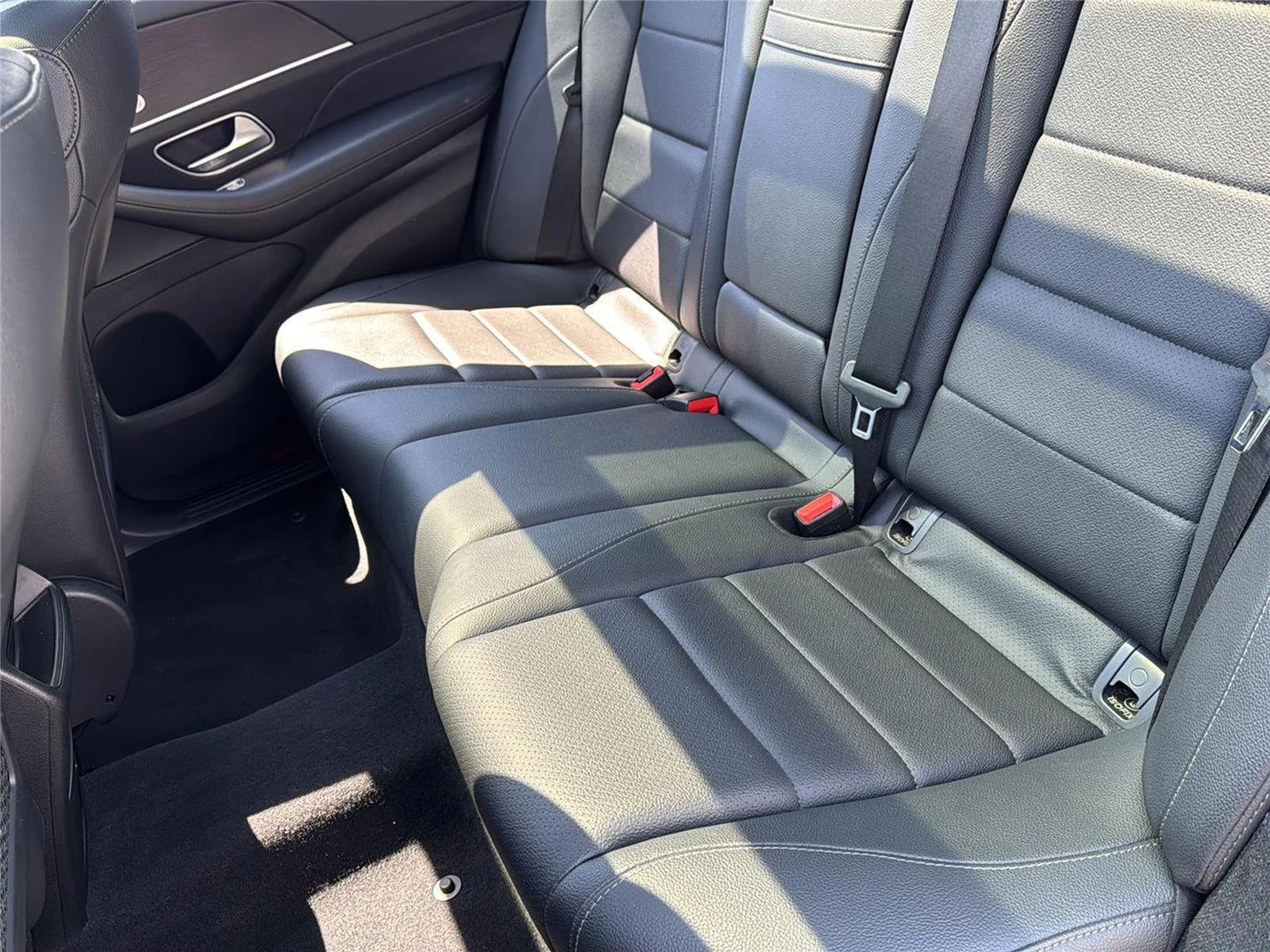Used 2022 Black Mercedes-Benz GLE 350 image 20