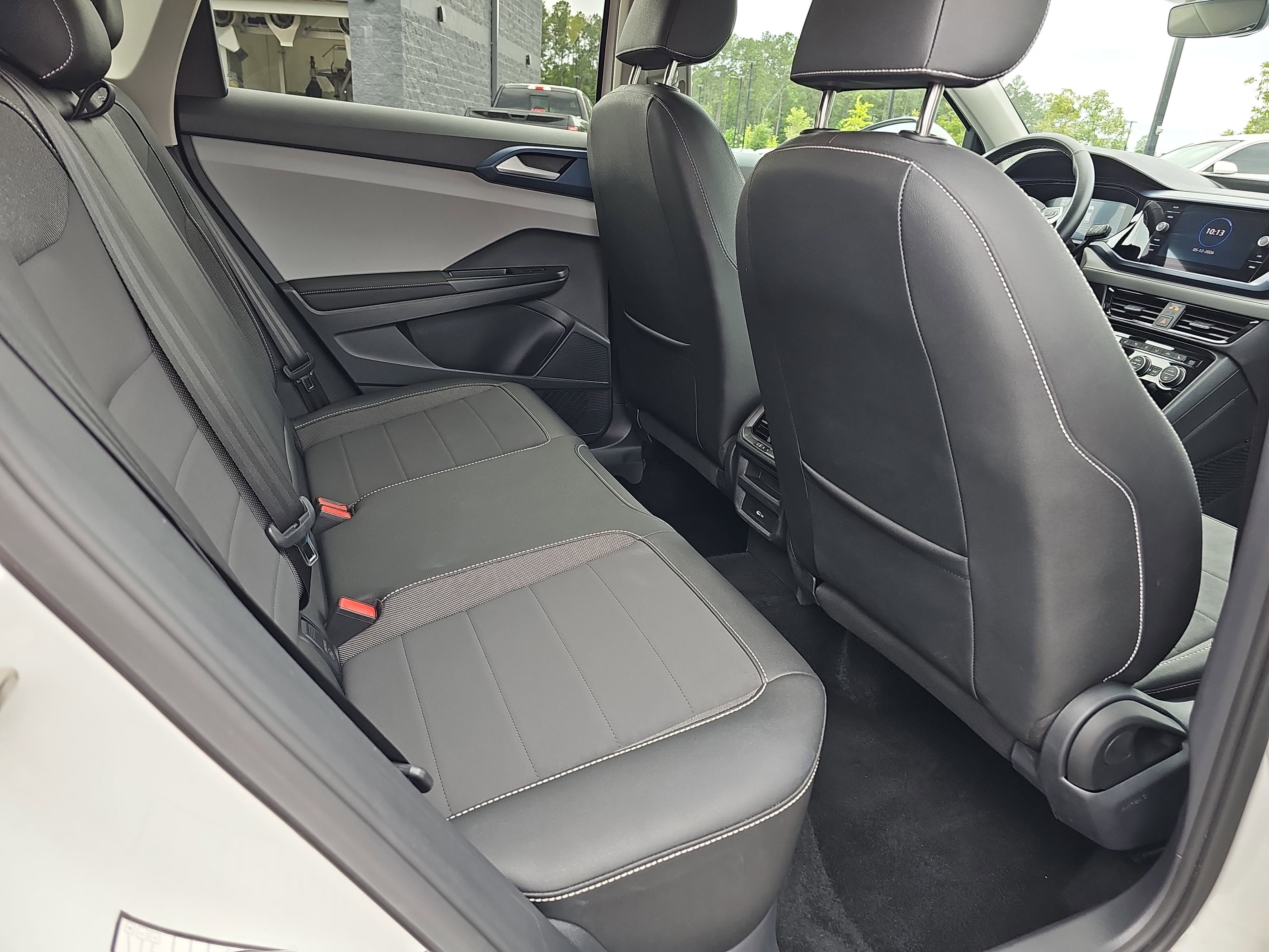 2024 Volkswagen Taos SE - Photo 11