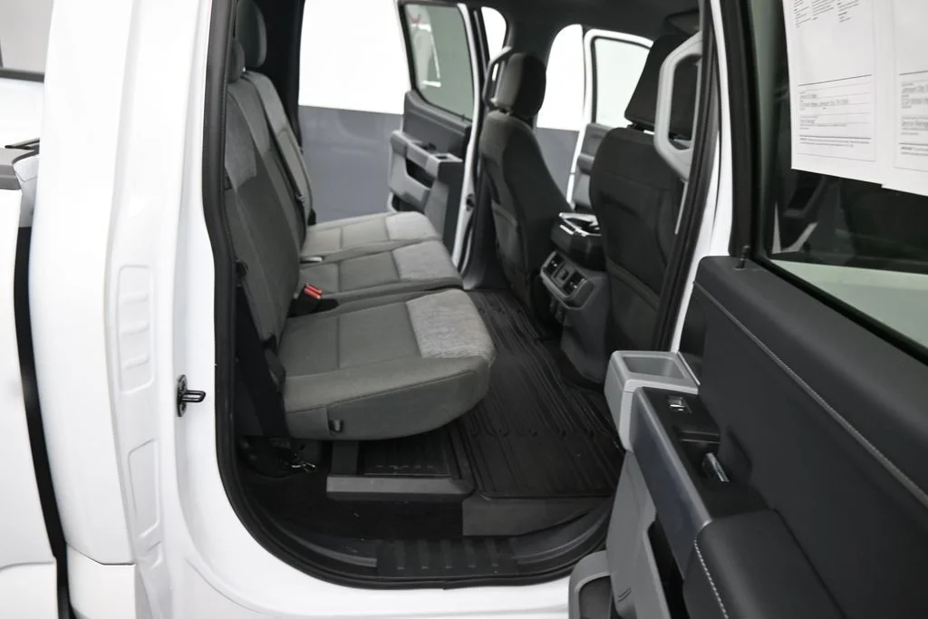 Used 2022 White Ford XLT image 22