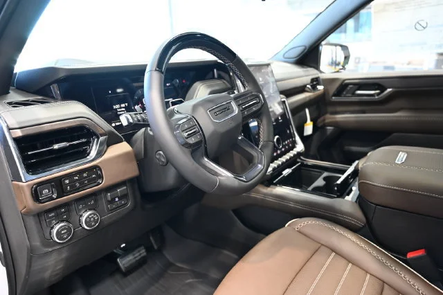 2026 GMC Yukon XL Denali Ultimate - Photo 27