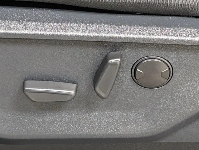 New 2026 Avalanche Ford XLT image 51