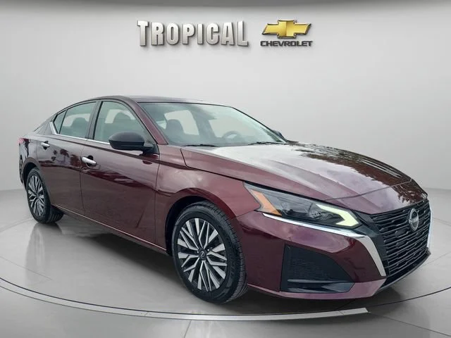 Used 2024 Red Nissan 2.5 SV image 7