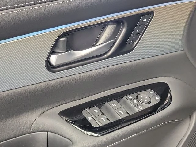 New 2026 Champagne Silver Metallic Nissan Platinum image 20
