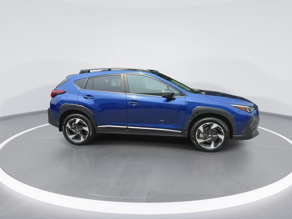 Used 2025 Sapphire Blue Pearl Subaru Limited image 9