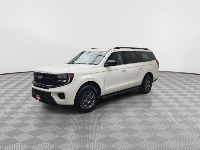 Used 2025 Star White Metallic Tri-Coat Ford Active image 37