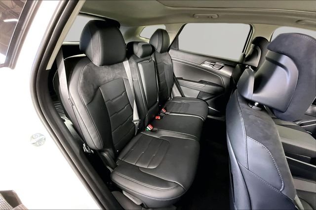 New 2026 Glacial White Pearl Kia SX Prestige image 11