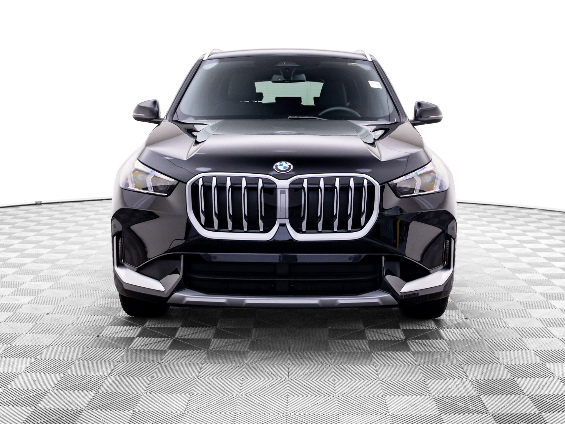 New 2027 Jet Black BMW xDrive28i image 9