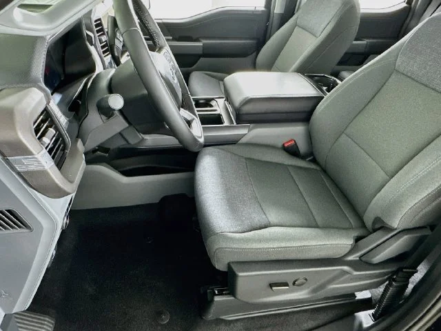 New 2026 Black Ford XLT image 9