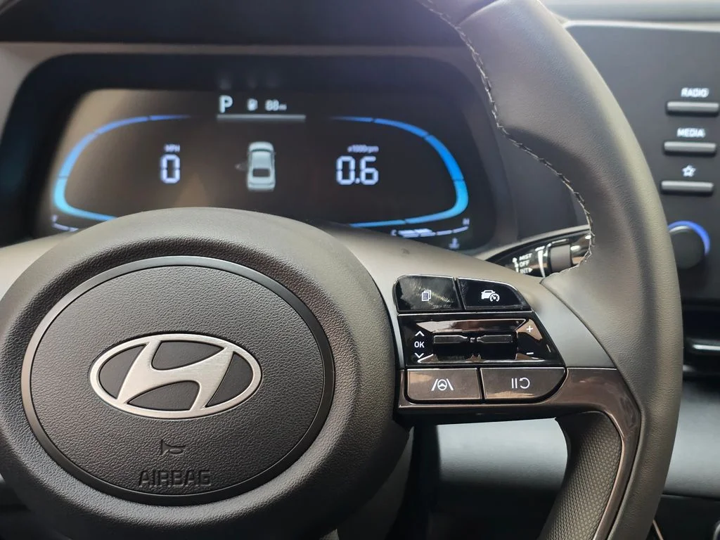 New 2026 Amazon Gray Hyundai SEL Sport image 10