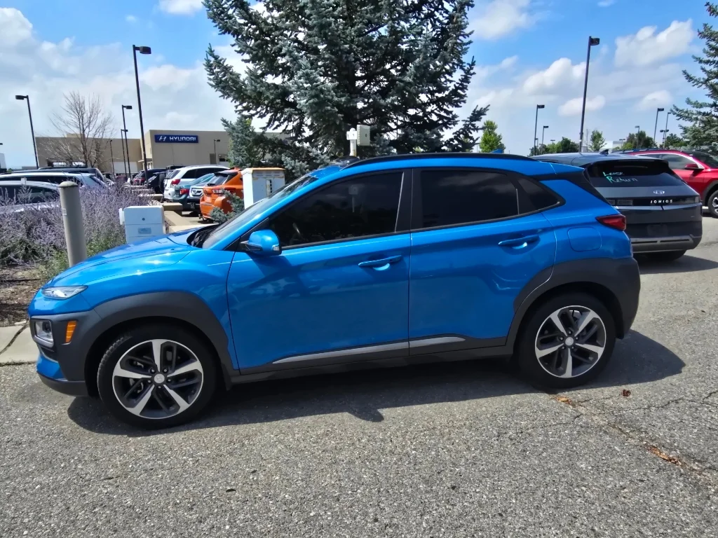 Used 2019 Surf Blue Hyundai Ultimate image 14