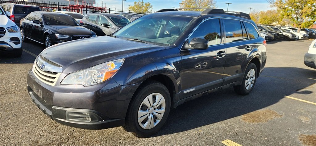 2011 Subaru Outback 2.5i photo 2