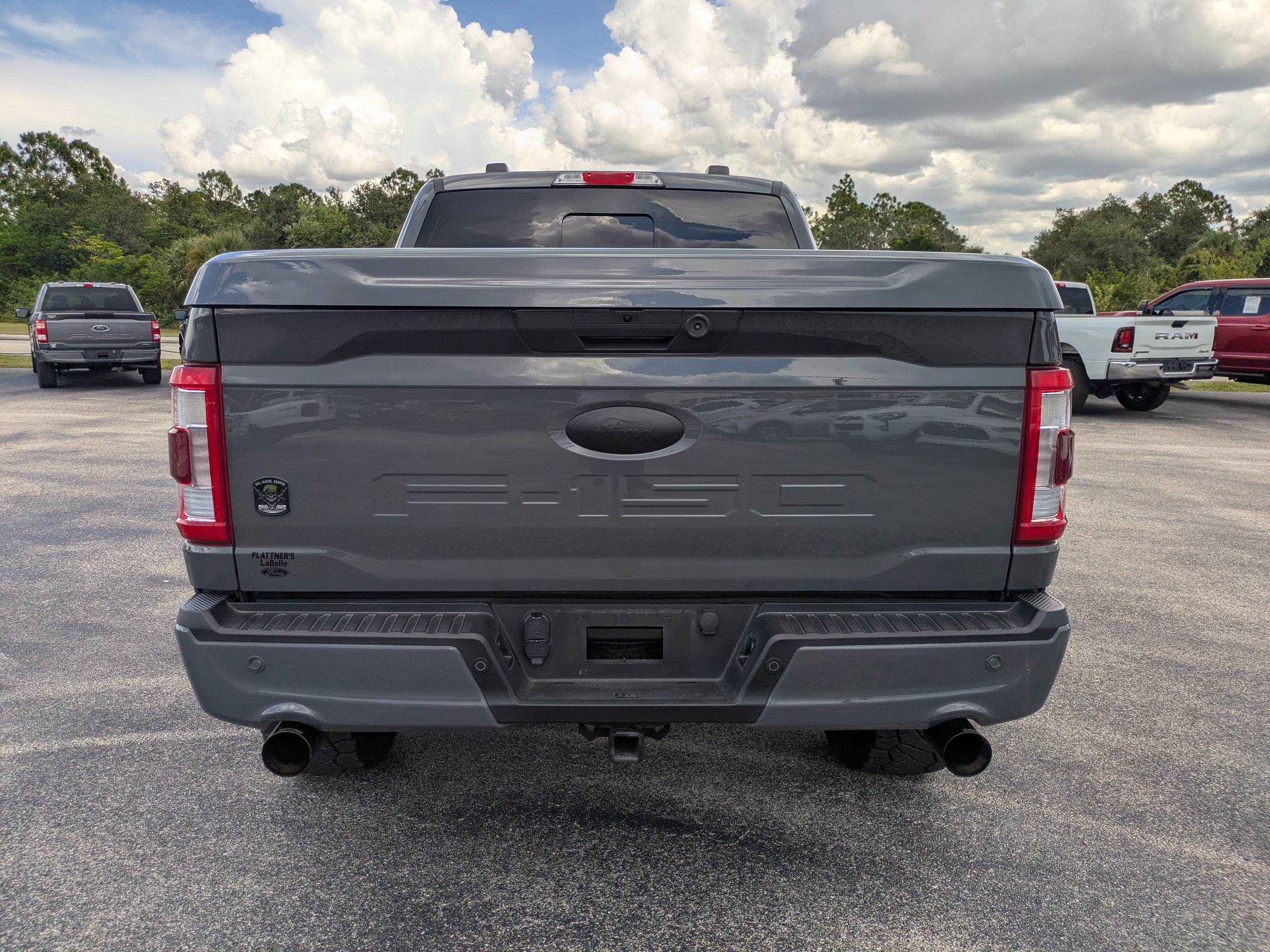 Used 2021  Ford LARIAT image 5