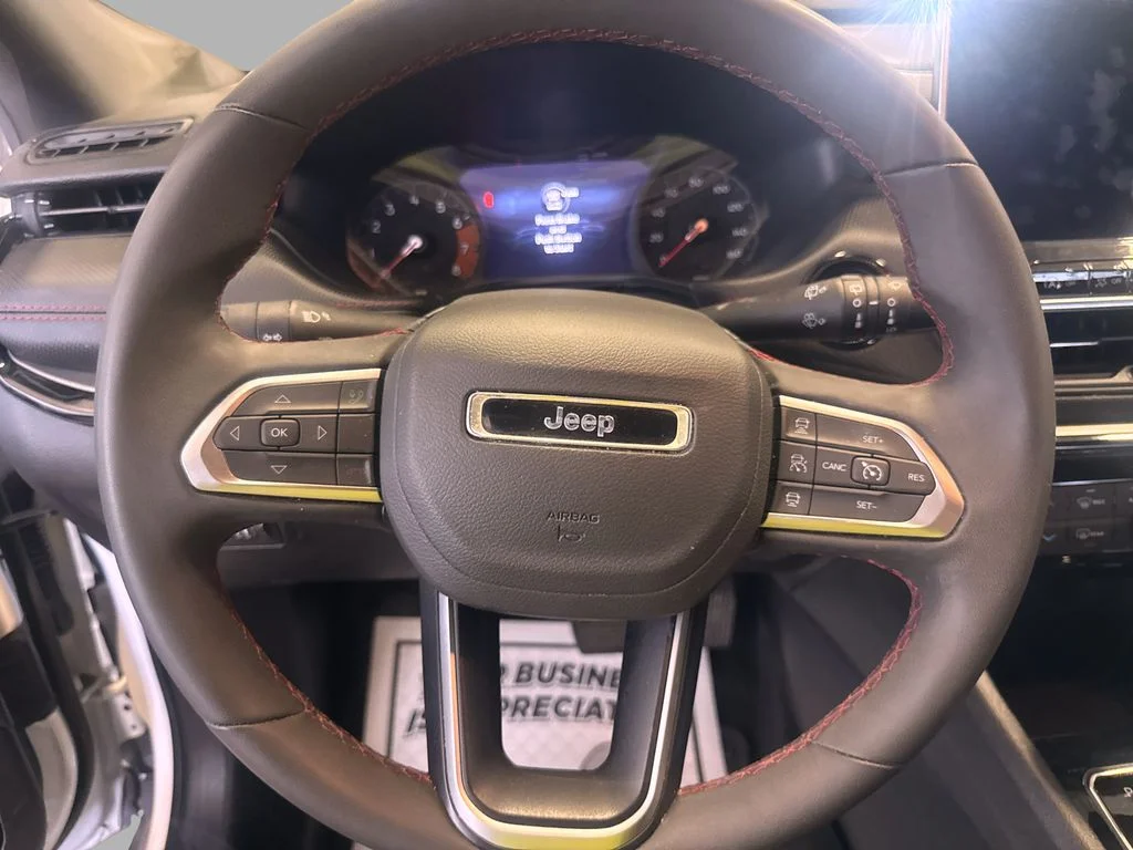 2025 Jeep Compass Trailhawk - Photo 13