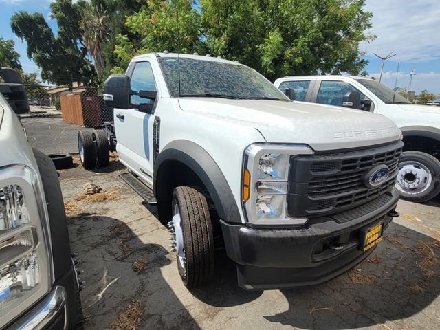 2024 Ford F-550 Super Duty Chassis Cab XL - Photo 32