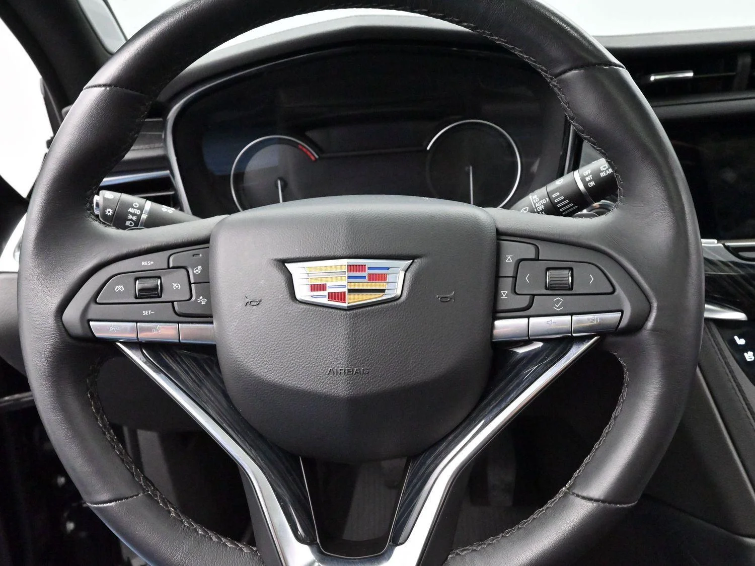 Used 2024 Stellar Black Metallic Cadillac Premium Luxury image 18