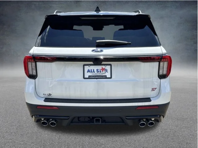 New 2026 Star White Metallic Tri-Coat Ford ST image 7