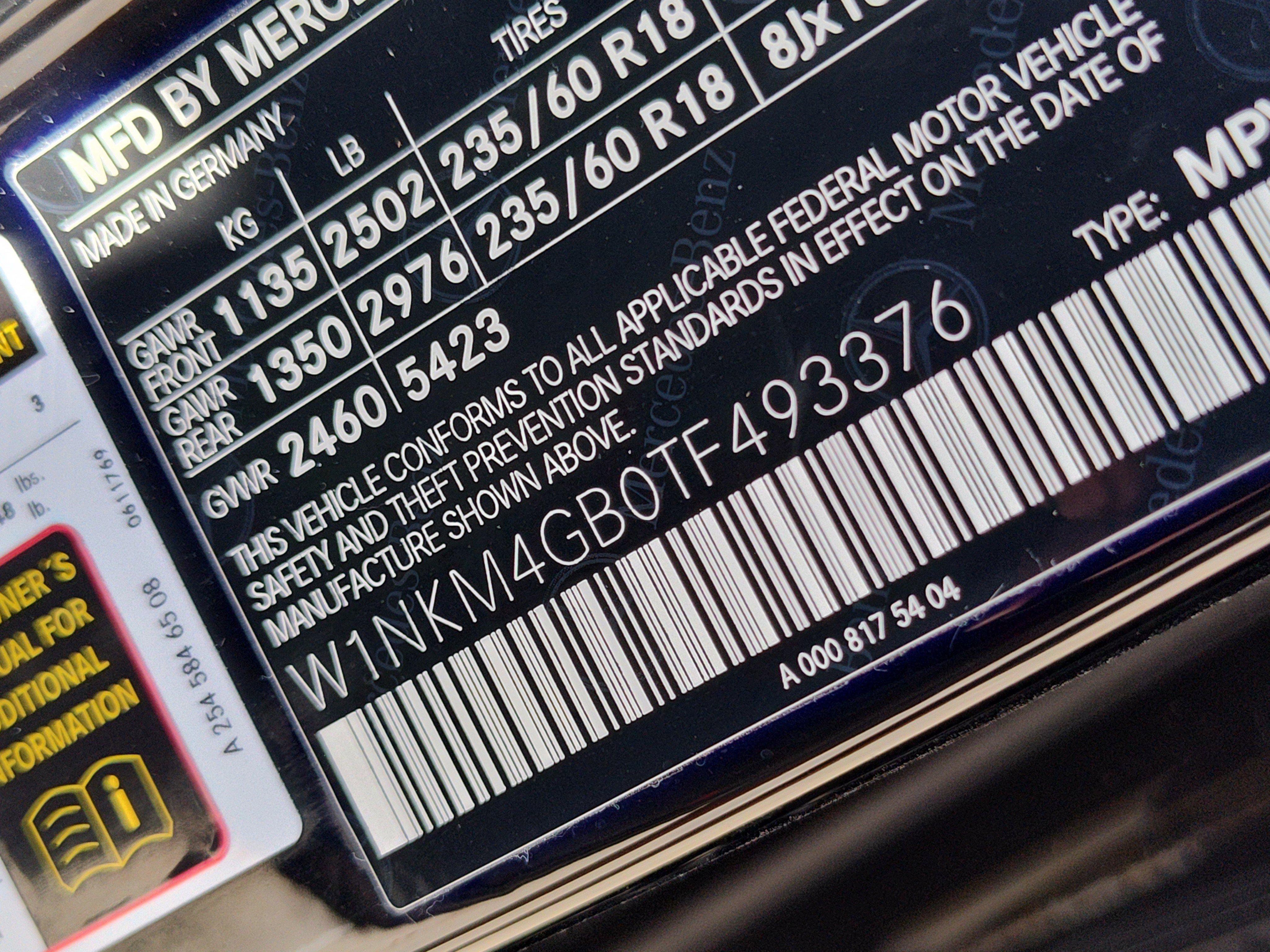 New 2026 Black Mercedes-Benz GLC 300 image 30