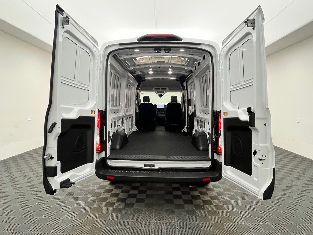 New 2026 White Ford Base image 11