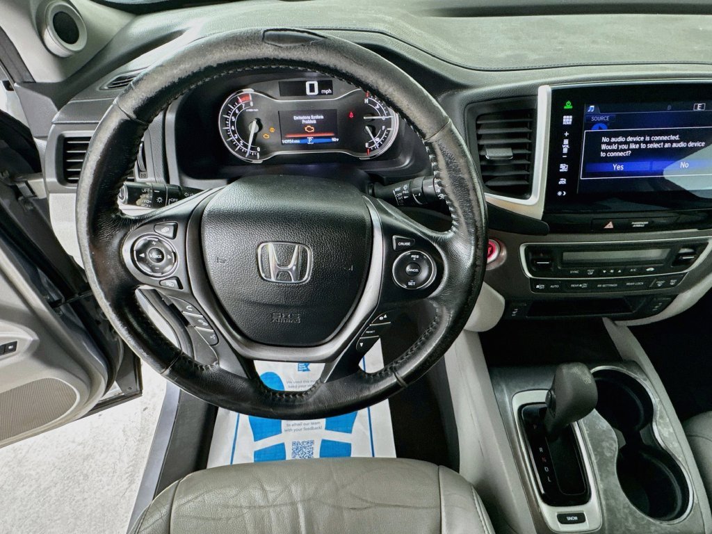 Used 2016 Silver Honda EX-L image 12