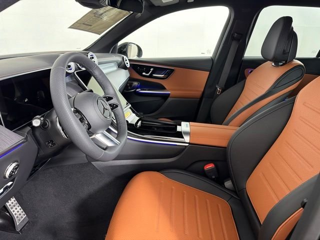 New 2026 Obsidian Black Metallic Mercedes-Benz GLC 300 image 11