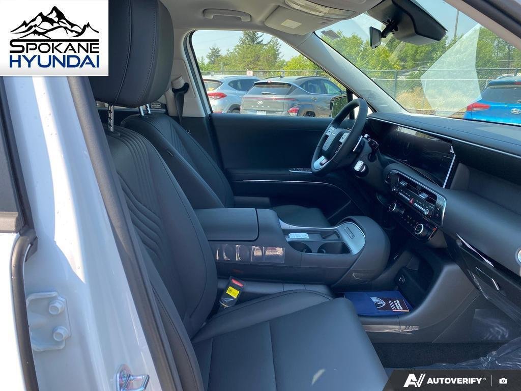 New 2027 Creamy White Pearl Hyundai SEL 7P image 25