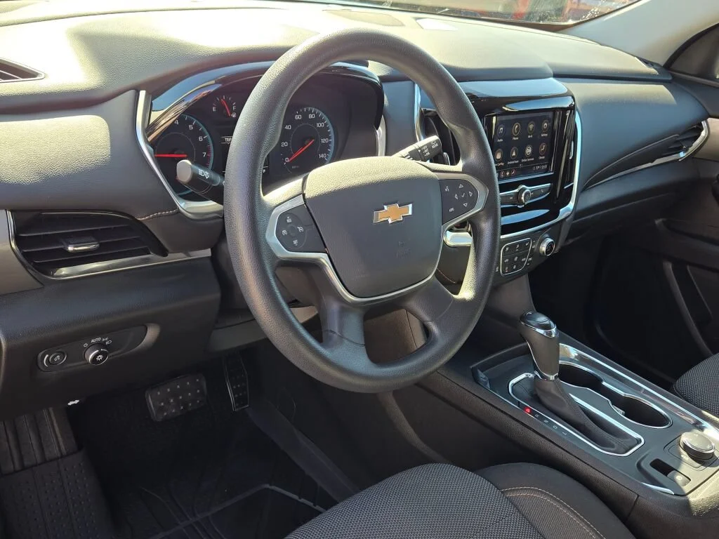 Used 2020 Black Chevrolet LS image 21