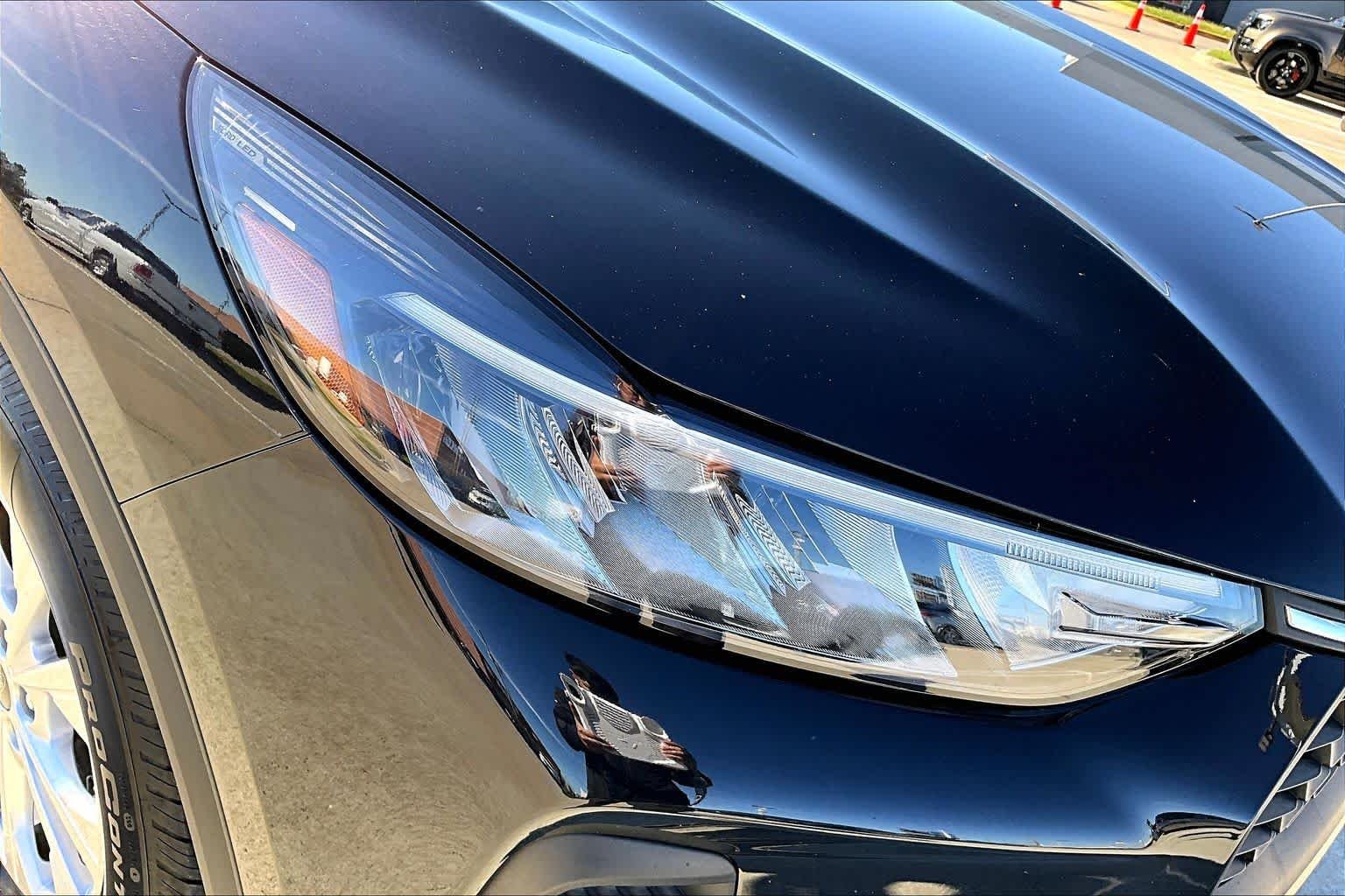 Used 2025 Agate Black Ford Active image 48