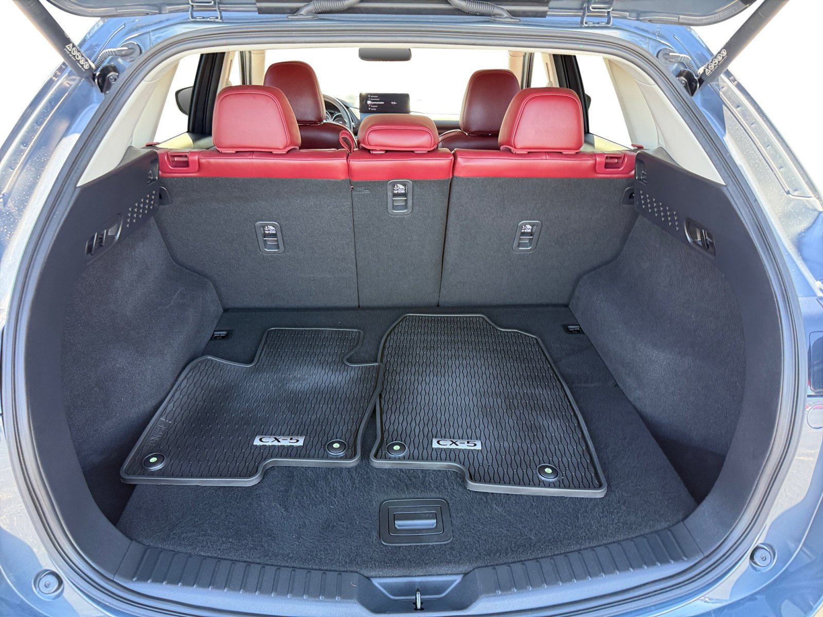 Certified Used 2023 Gray Mazda 2.5 S Carbon Edition image 17