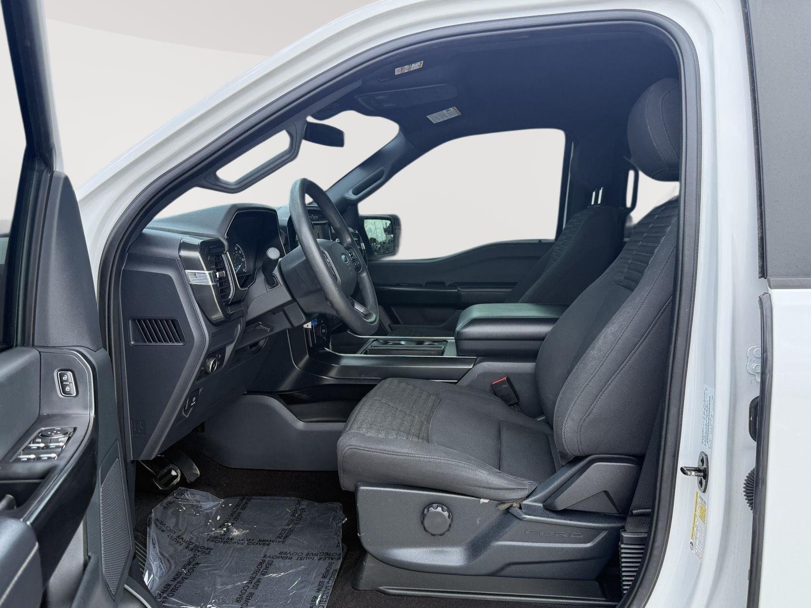 Used 2021 Oxford White Ford XL image 22