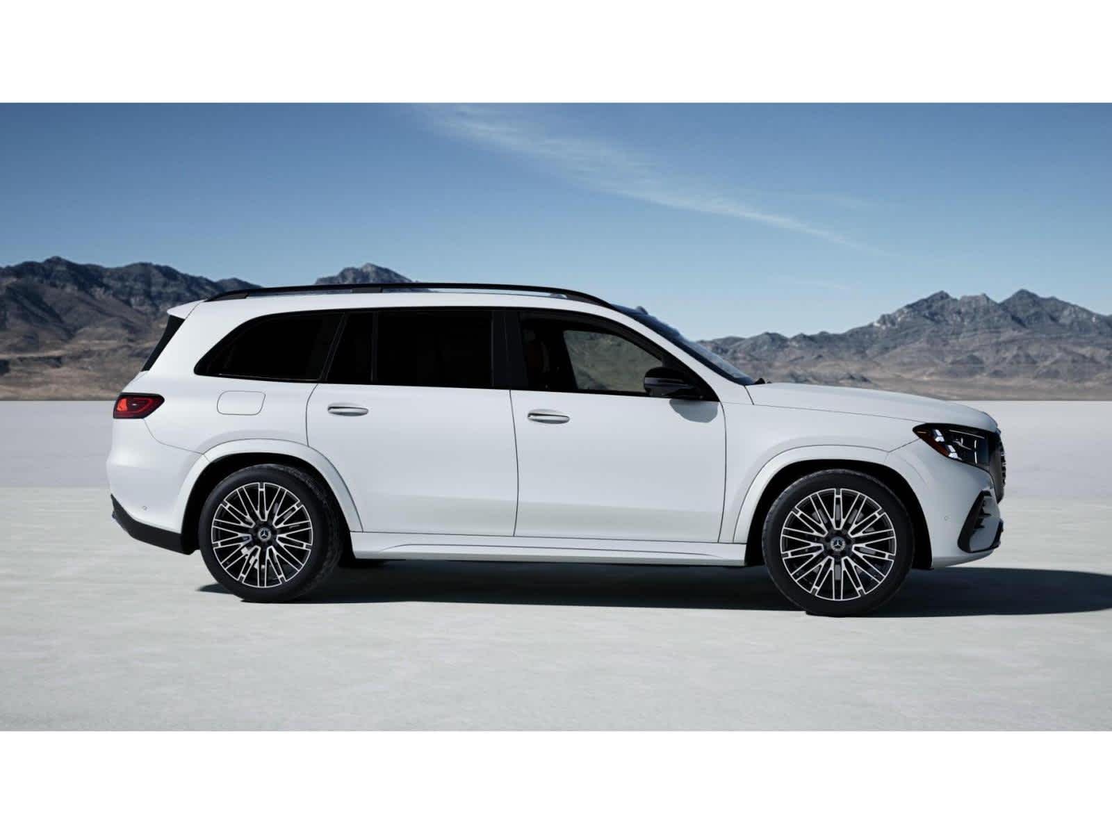 New 2027 MANUFAKTUR Moonlight White Metallic Mercedes-Benz GLS 450 image 15