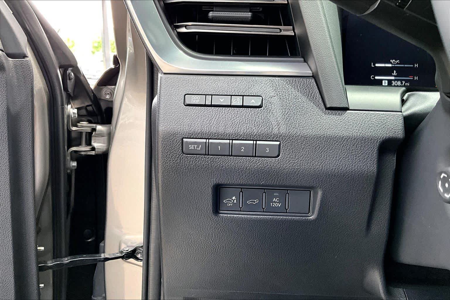 Used 2024 Atomic Silver Lexus Premium+ image 34