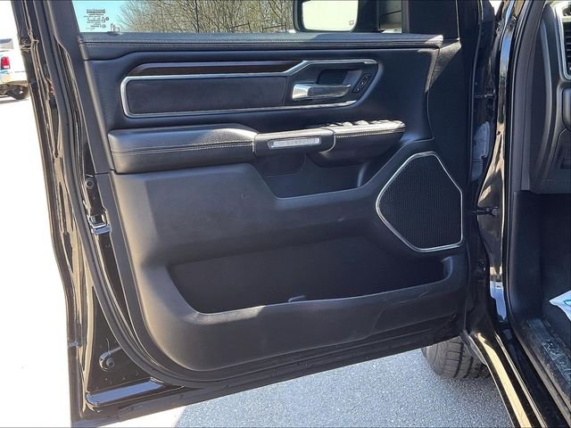 Used 2022 Black Ram Laramie image 7